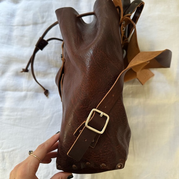 Cydwoq Leather Backpack Fortress - Picture 4 of 13